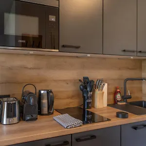 Sweethome - Super Zentral Und Modern, Kueche, Wifi Apartment